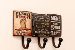 Zimmer 1 mit zwei Einzelbetten in der Frühstückspension Route 145 - Zimmer/bed and breakfast in Bad Goisern in der Dachstein-Salzkammergut-Region